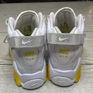 スニーカー Nike Air Barrage Mid White Chrome Yellow AW FW 19 2019 WMNS Nike Air Barrage Mid White Chrome Yellow (Women's) - CJ9574